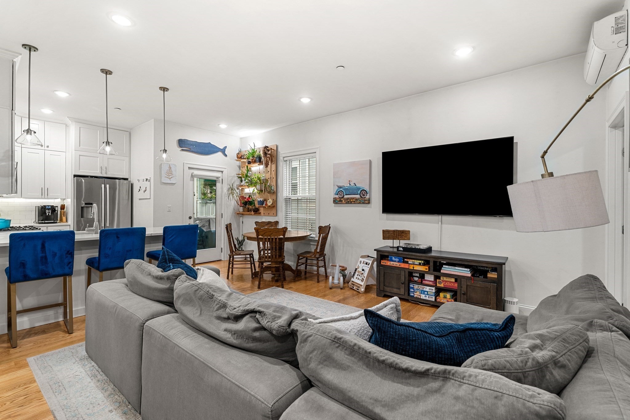 559 East 5th 1