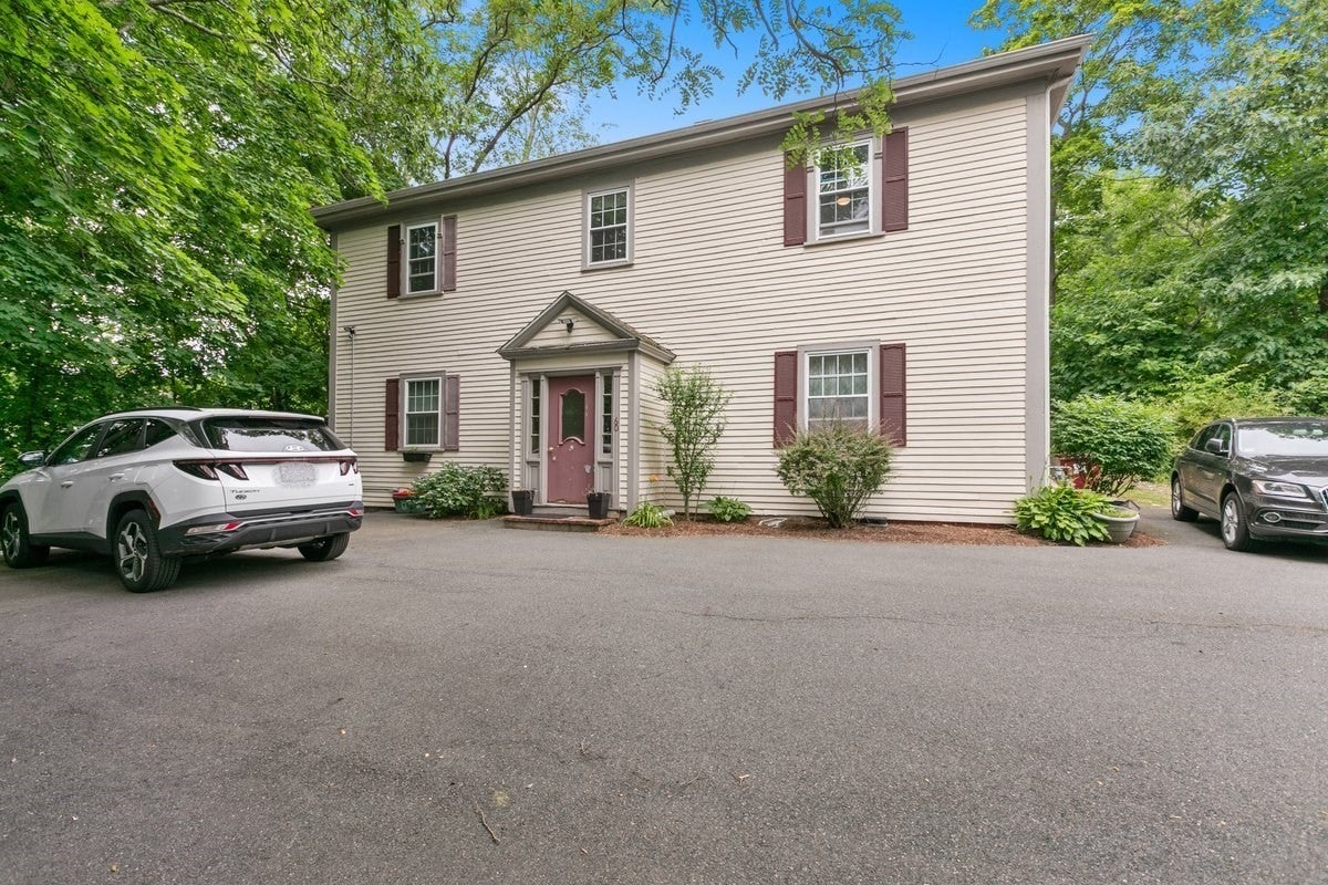 60 Vinton St 3