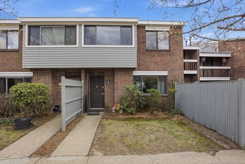 Photo of 82 Bailey St #82, Stoughton, MA 02072 (MLS # 73502593)
