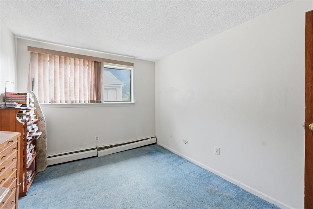 35 Sheri Ln #35, Agawam, MA Photo #10