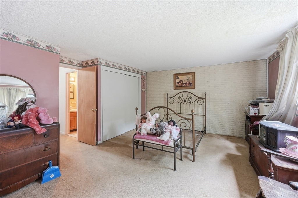 35 Sheri Ln #35, Agawam, MA Photo #14