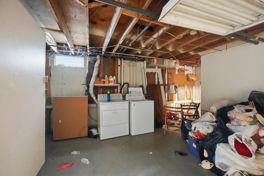35 Sheri Ln #35, Agawam, MA Photo #18