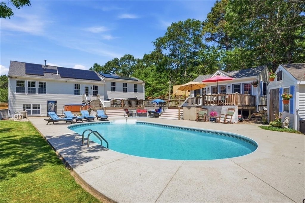 105 Joyce Drive, Plymouth, MA Photo #2