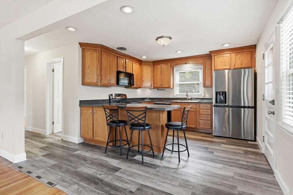 37 Saint Dennis St, Westfield, MA, 37 Saint Dennis St, Westfield, MA Photo #6