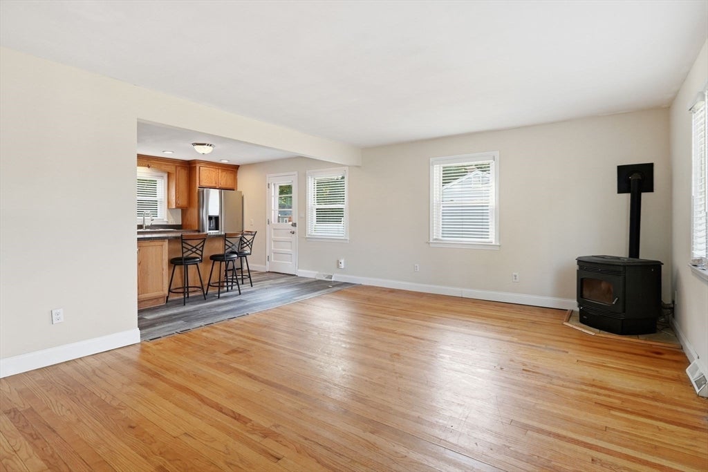 37 Saint Dennis St, Westfield, MA, 37 Saint Dennis St, Westfield, MA Photo #10