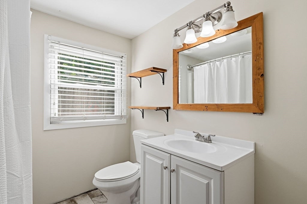 37 Saint Dennis St, Westfield, MA, 37 Saint Dennis St, Westfield, MA Photo #19