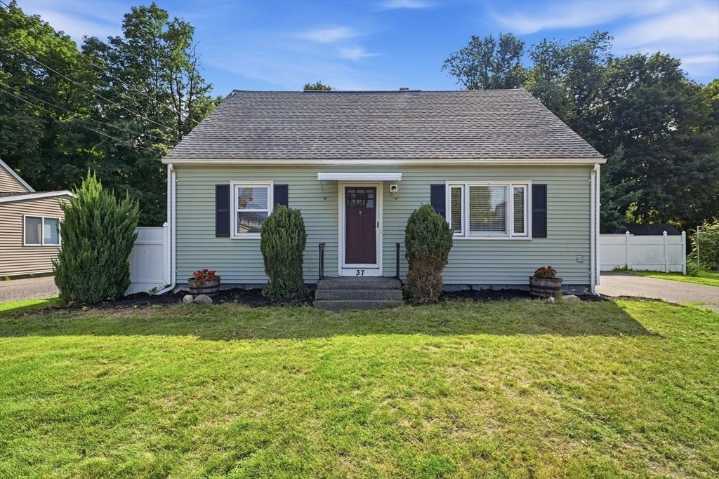 37 Saint Dennis St, Westfield, MA, 37 Saint Dennis St, Westfield, MA Photo #1