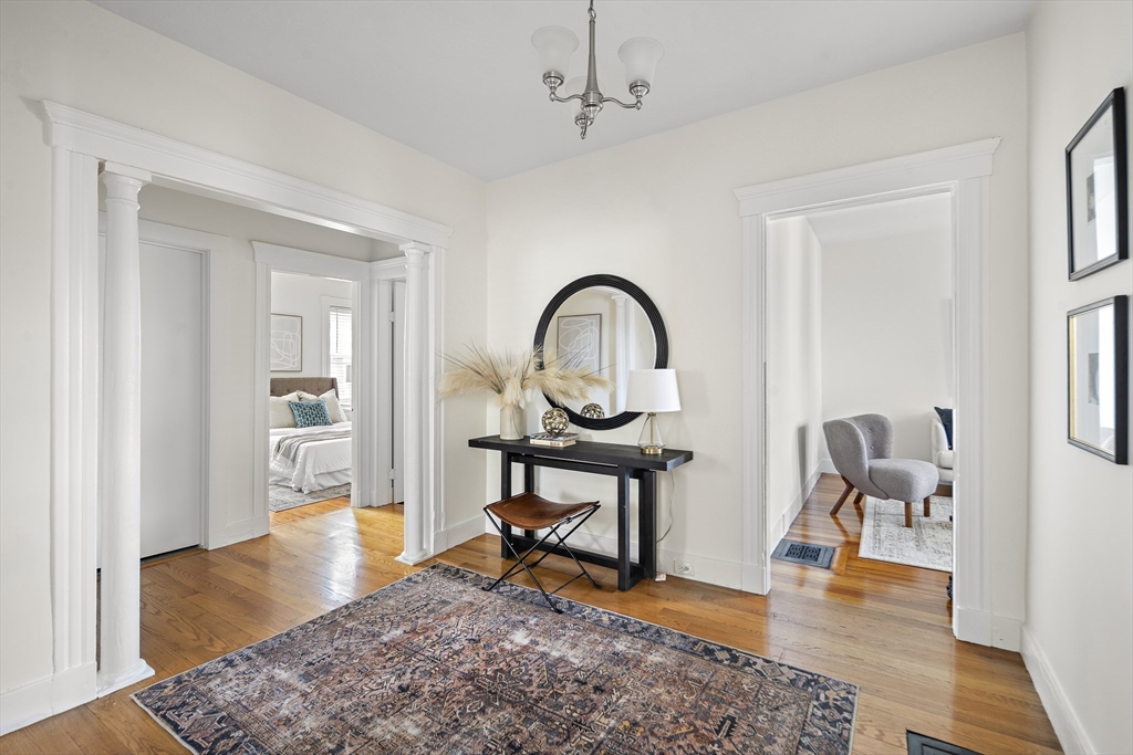 9 Rowell St 1