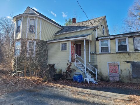 137 Pond St Ashland MA 01721