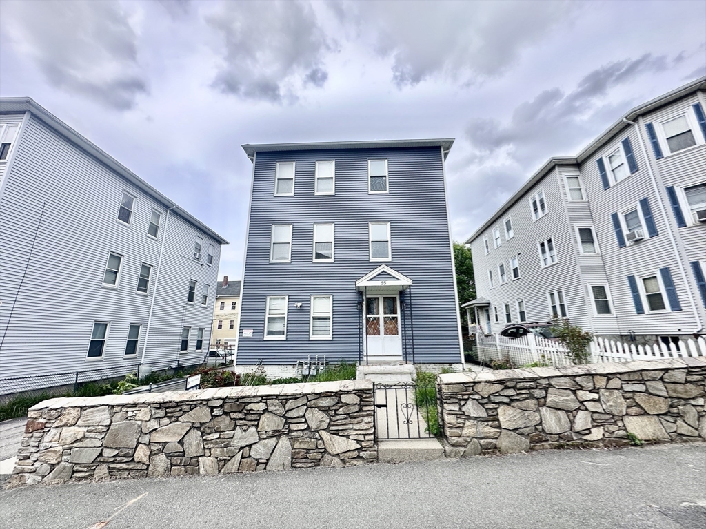 55 Seymour St, Worcester, MA Photo #25