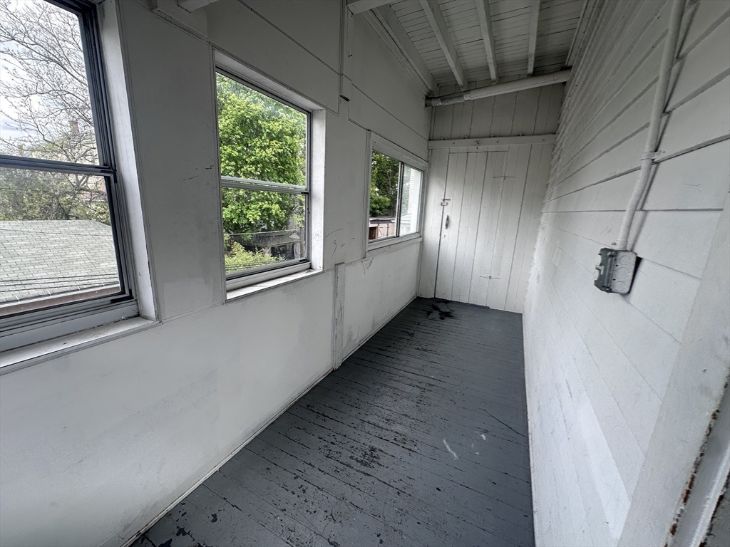 55 Seymour St, Worcester, MA Photo #15