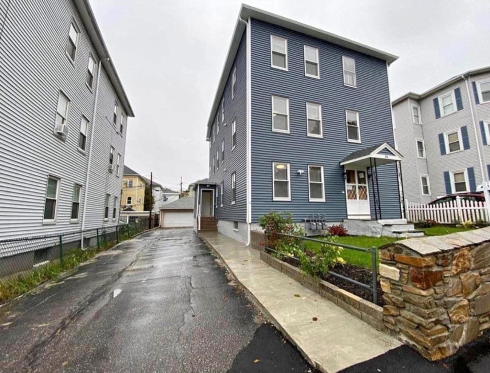 55 Seymour St, Worcester, MA Photo #1