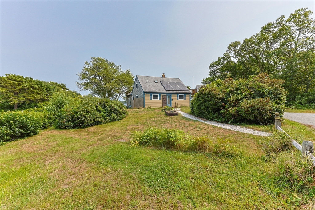 Brewster, Massachusetts 02631, United States, 2 Bedrooms Bedrooms, ,2 BathroomsBathrooms,Residential,Active,189269