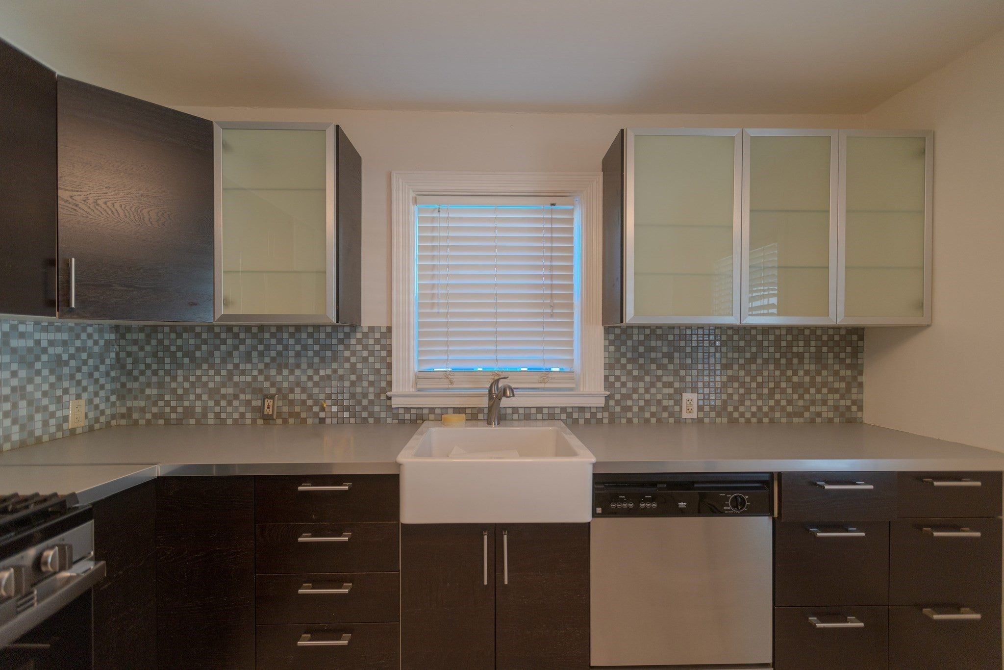73 Clematis St, Providence, RI, 73 Clematis St, Providence, RI Photo #12