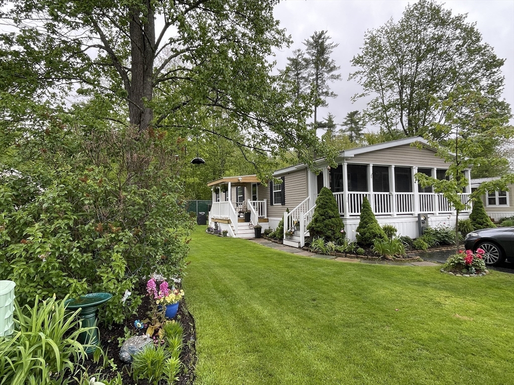 36 N Emperor Drive