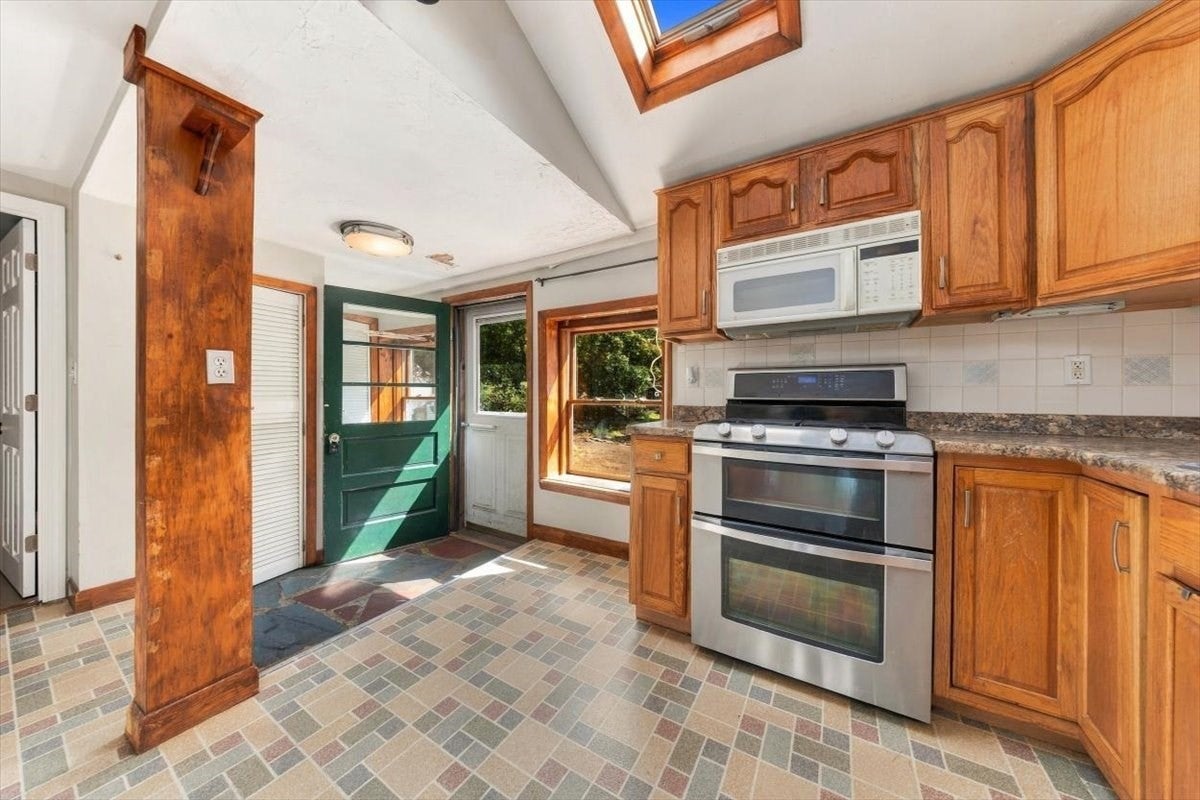 12 Woodbine Ave, Pembroke, MA, 12 Woodbine Ave, Pembroke, MA Photo #8