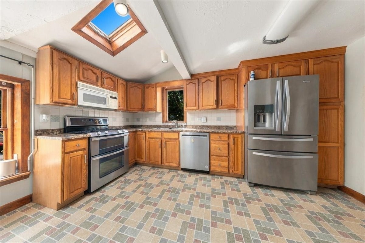 12 Woodbine Ave, Pembroke, MA, 12 Woodbine Ave, Pembroke, MA Photo #7