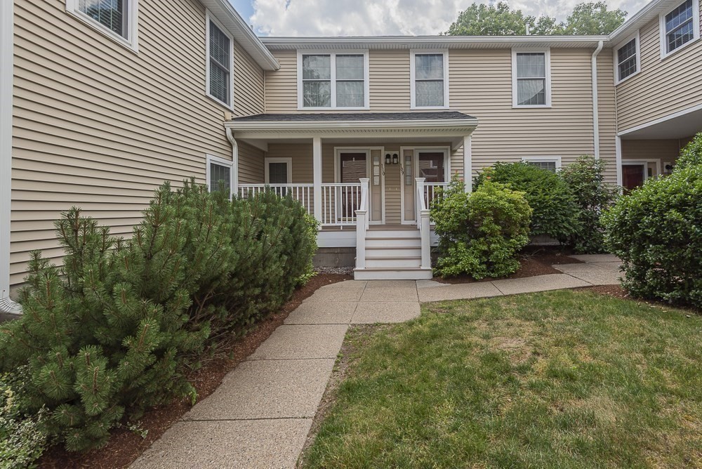 109 Bradford Commons Ln 109