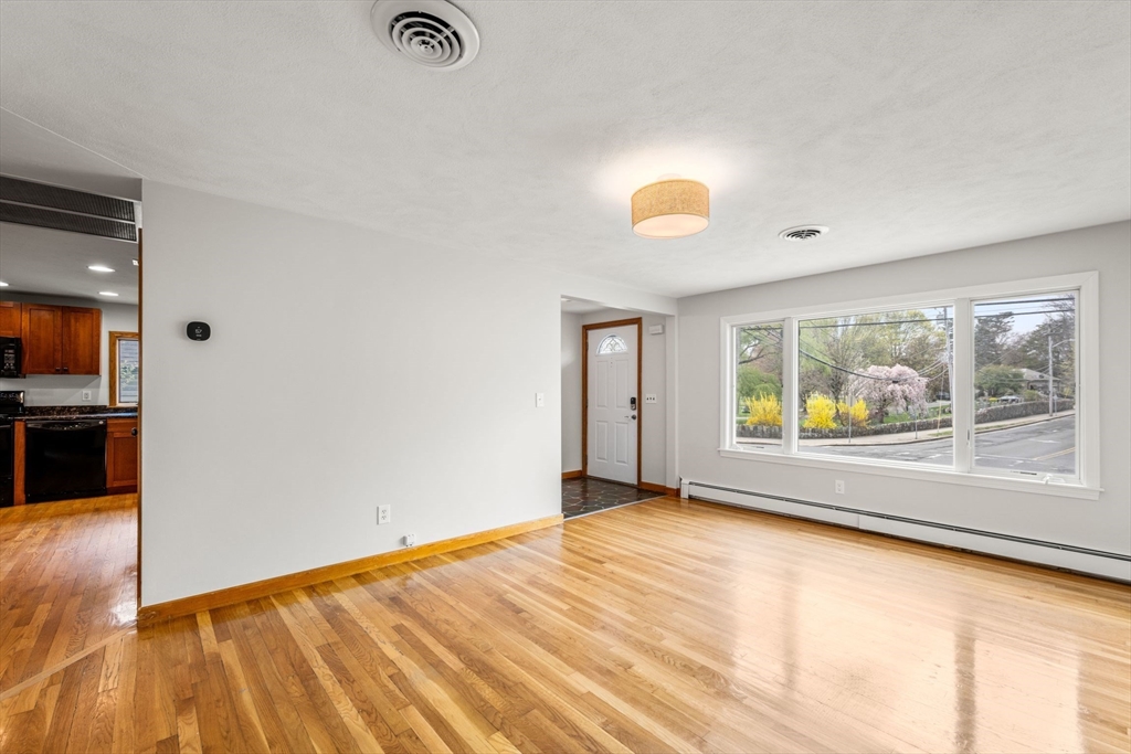 247 Lebanon St, Melrose, MA, 247 Lebanon St, Melrose, MA Photo #7