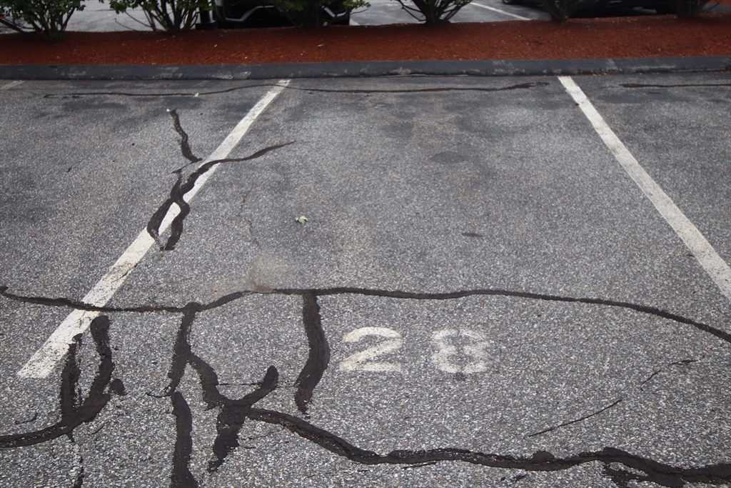 Wakefield, Massachusetts 01880, United States, 2 Bedrooms Bedrooms, ,2 BathroomsBathrooms,Residential,Active,177463