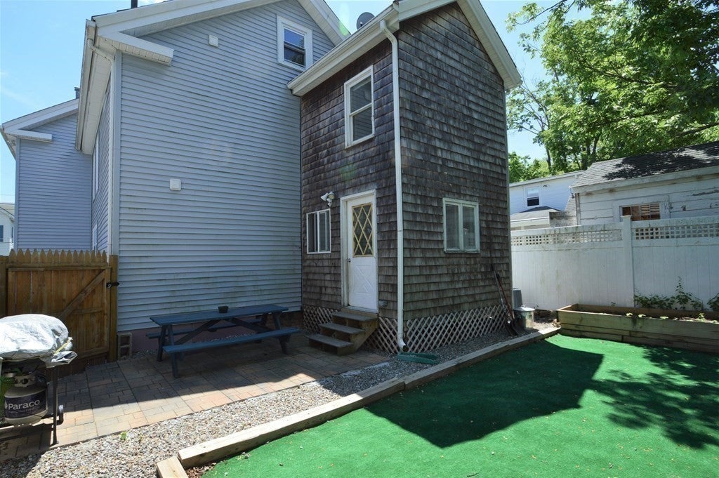 17-19 Chestnut Street