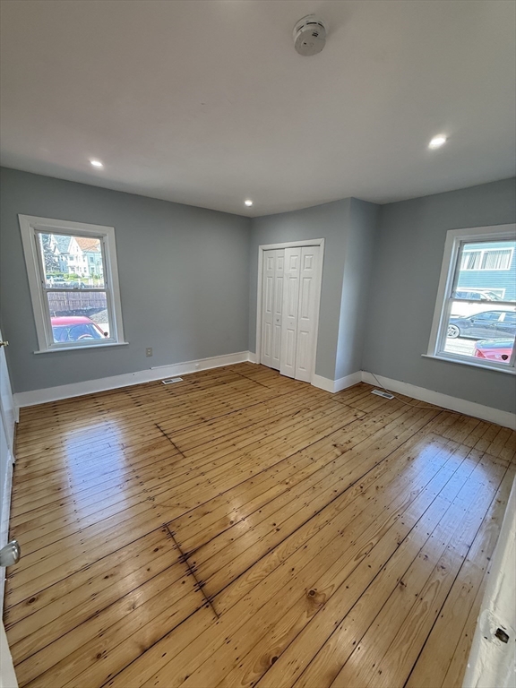 291 Pleasant St