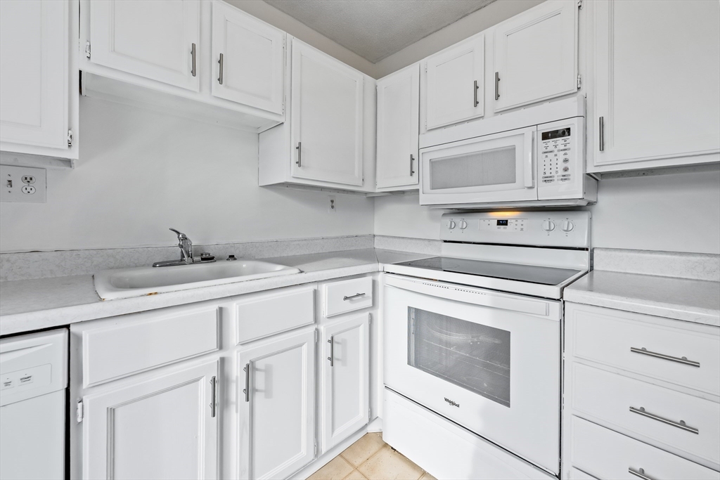 282 Nassau Dr 282