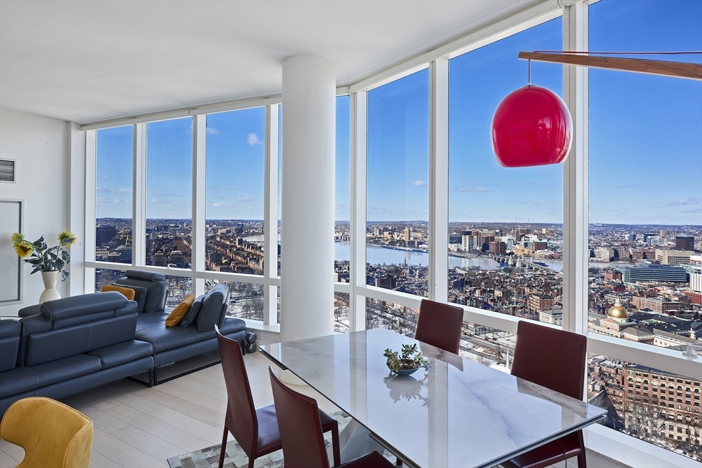 1 Franklin St 4304