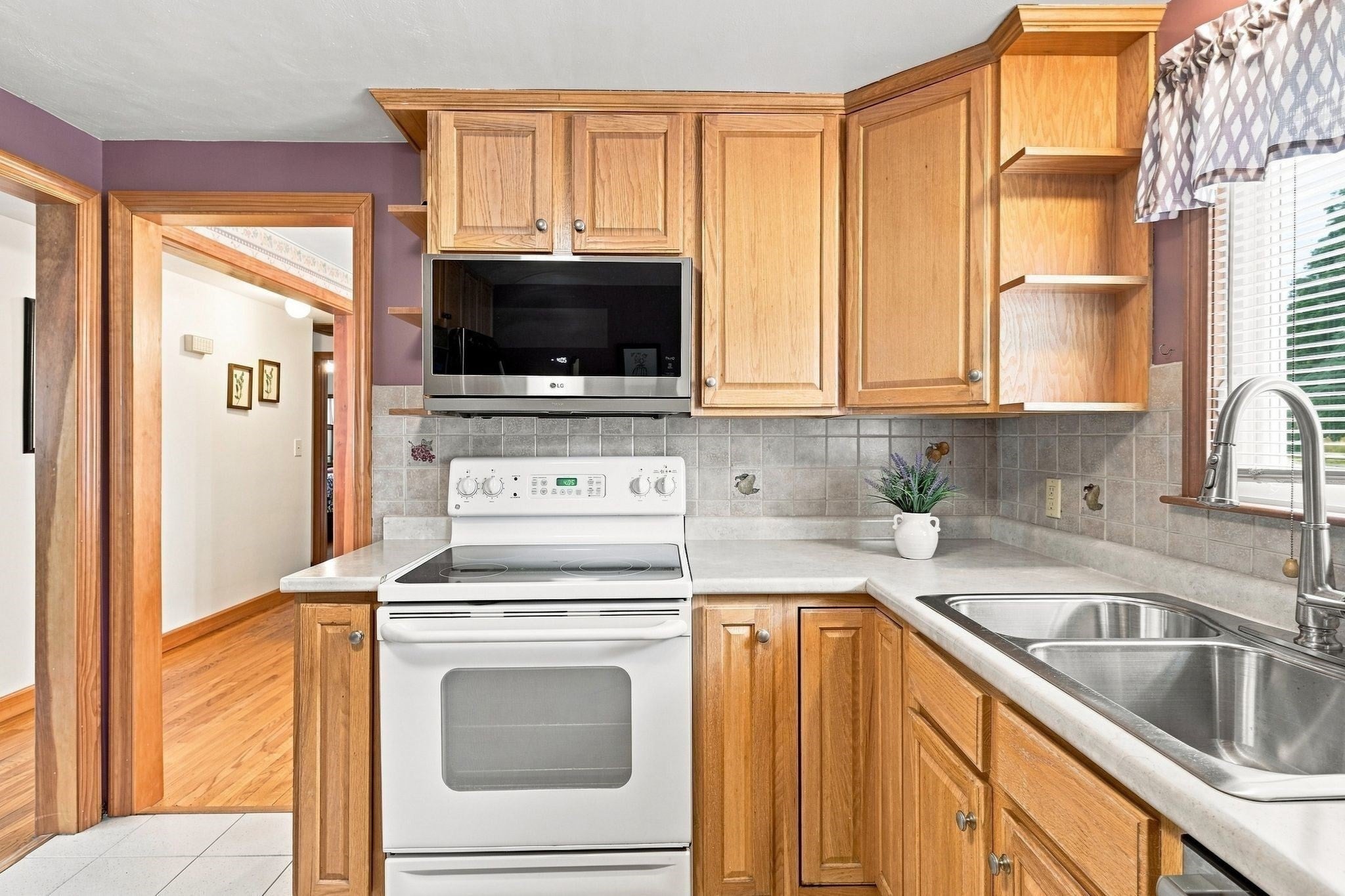 172 Birch Bluffs Dr, Westfield, MA, 172 Birch Bluffs Dr, Westfield, MA Photo #10
