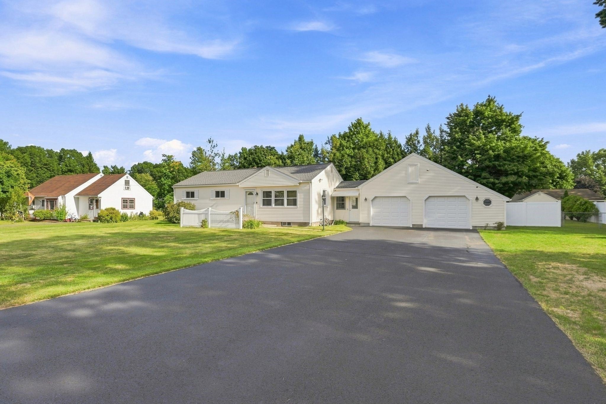 172 Birch Bluffs Dr, Westfield, MA, 172 Birch Bluffs Dr, Westfield, MA Photo #38