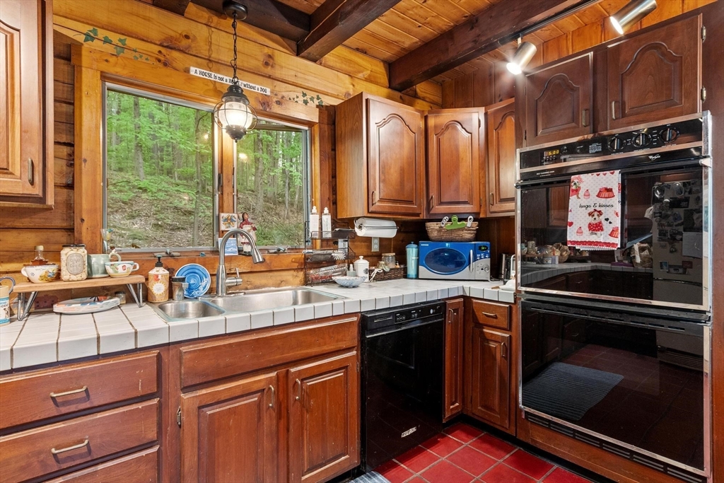 90 Appleton Cir