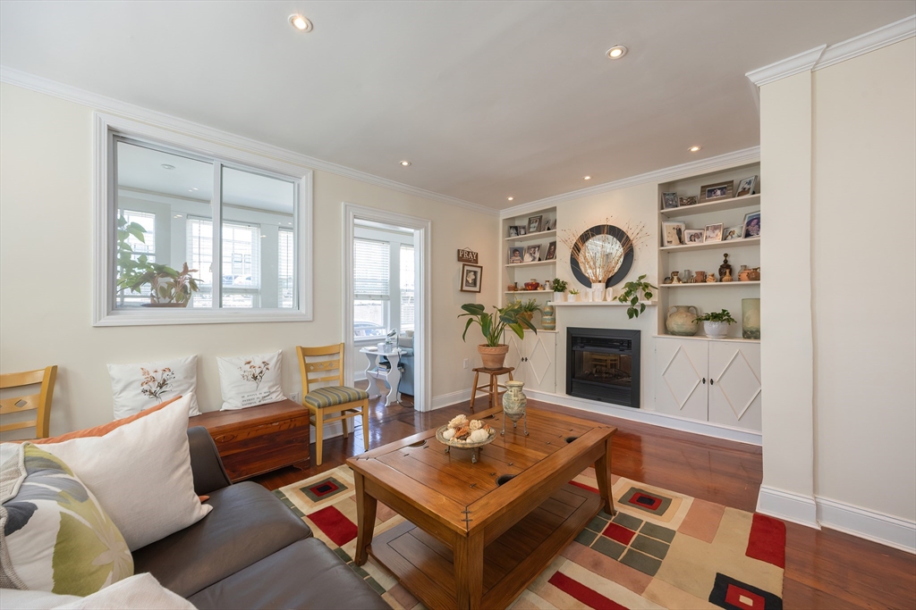 21 Sumner St