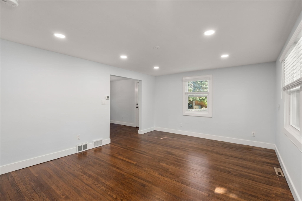 164 B East Central St B