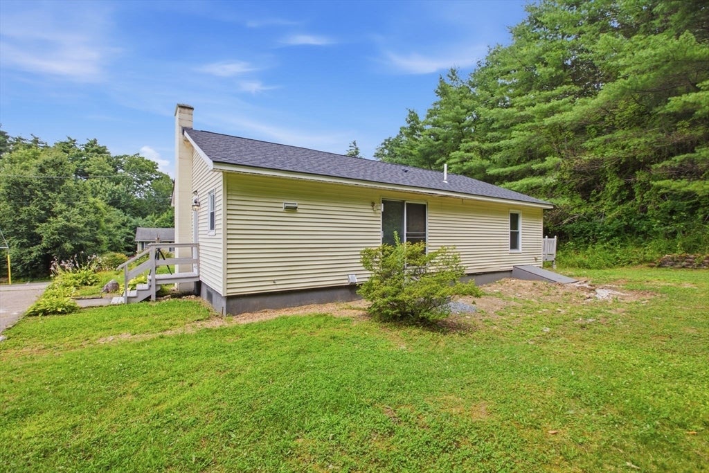 125 Glendale Cir, Ware, MA Photo #10