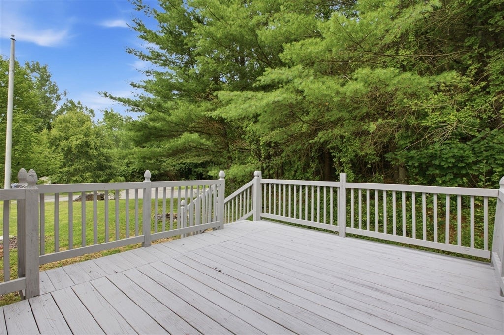 125 Glendale Cir, Ware, MA Photo #12