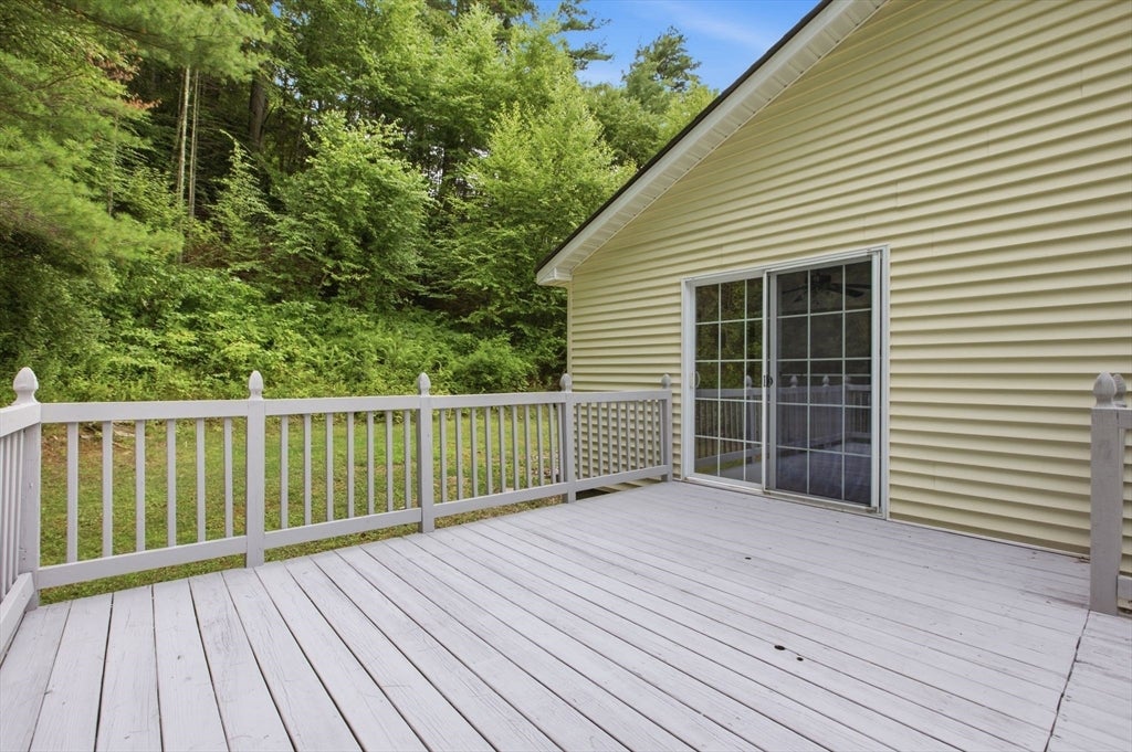 125 Glendale Cir, Ware, MA Photo #11