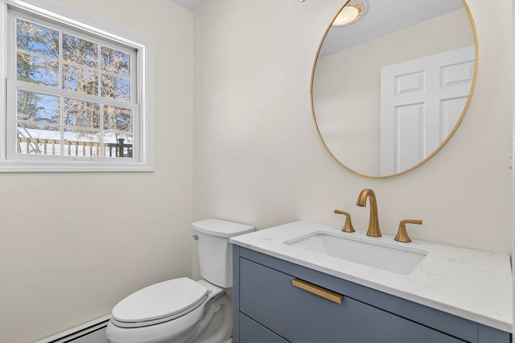 159 Pine St, Manchester, MA, 159 Pine St, Manchester, MA Photo #12