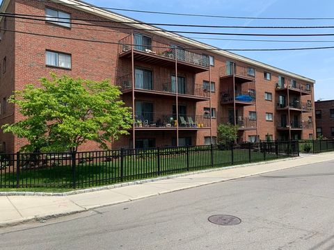 26 Waverly Street 202 Boston MA 02135