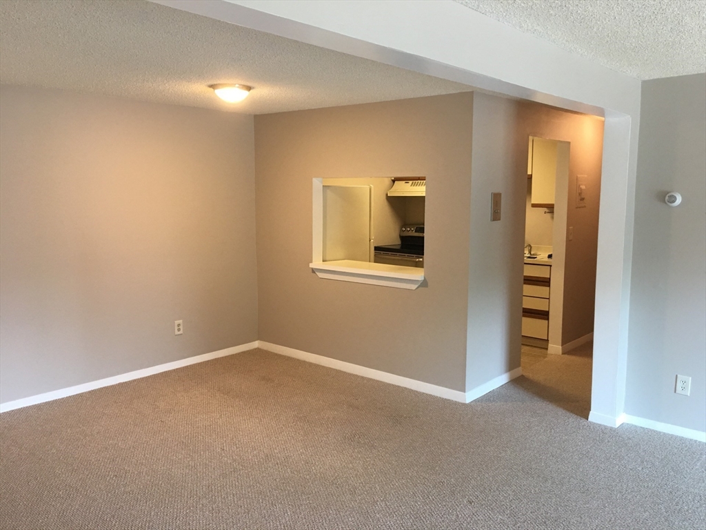 26 Waverly Street 202