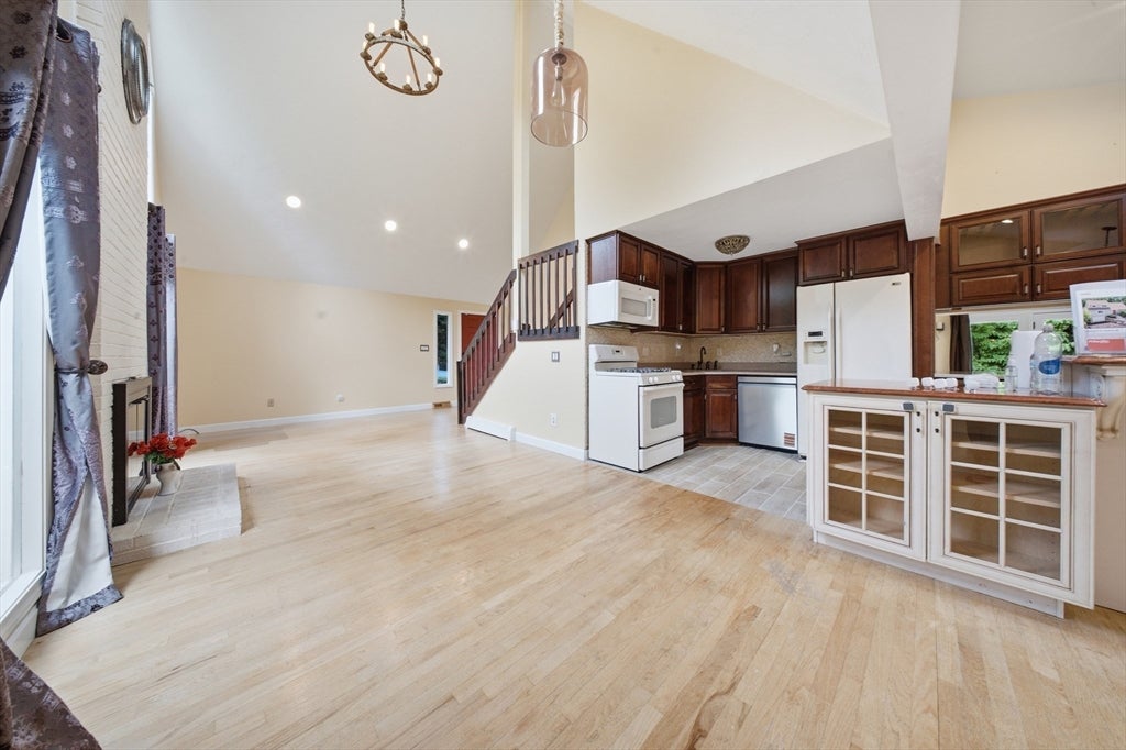 7 Sherborne Cir, Ashland, MA, 7 Sherborne Cir, Ashland, MA Photo #5