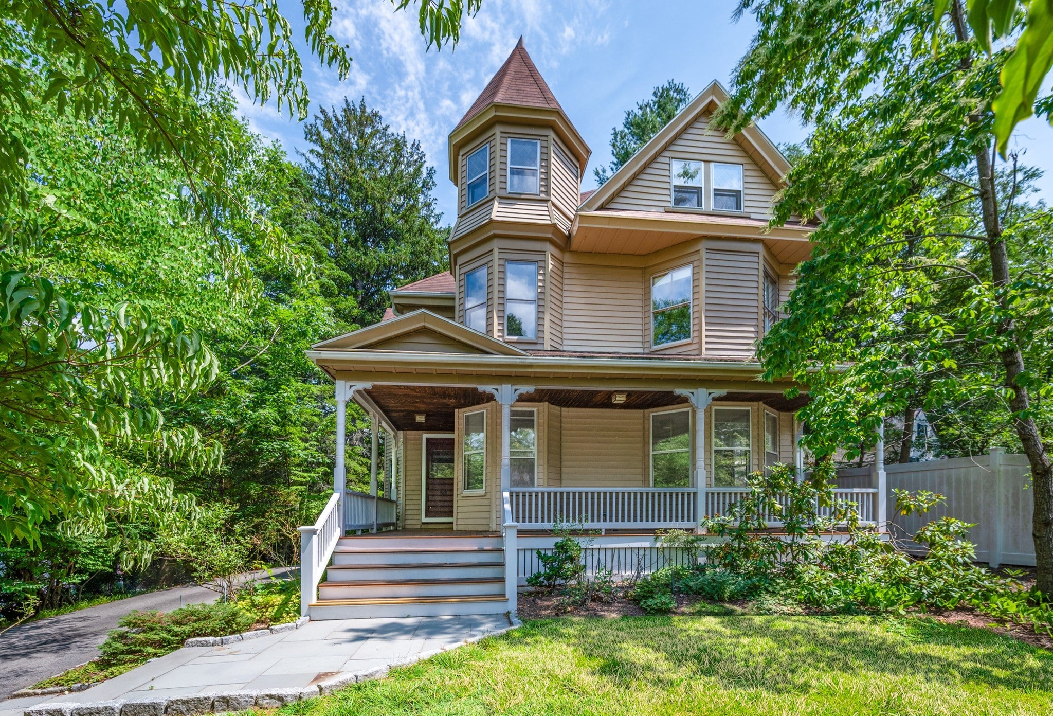 8 Cypress Rd, Wellesley, MA, 8 Cypress Rd, Wellesley, MA Photo #1
