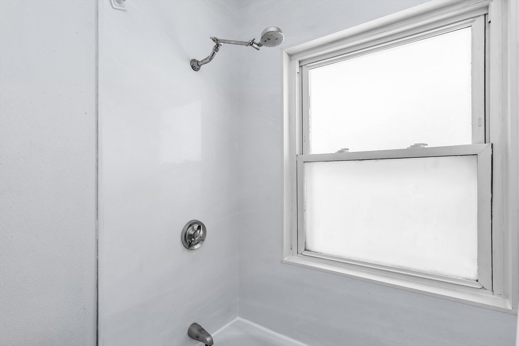 160 Linwood St, Lynn, MA Photo #21