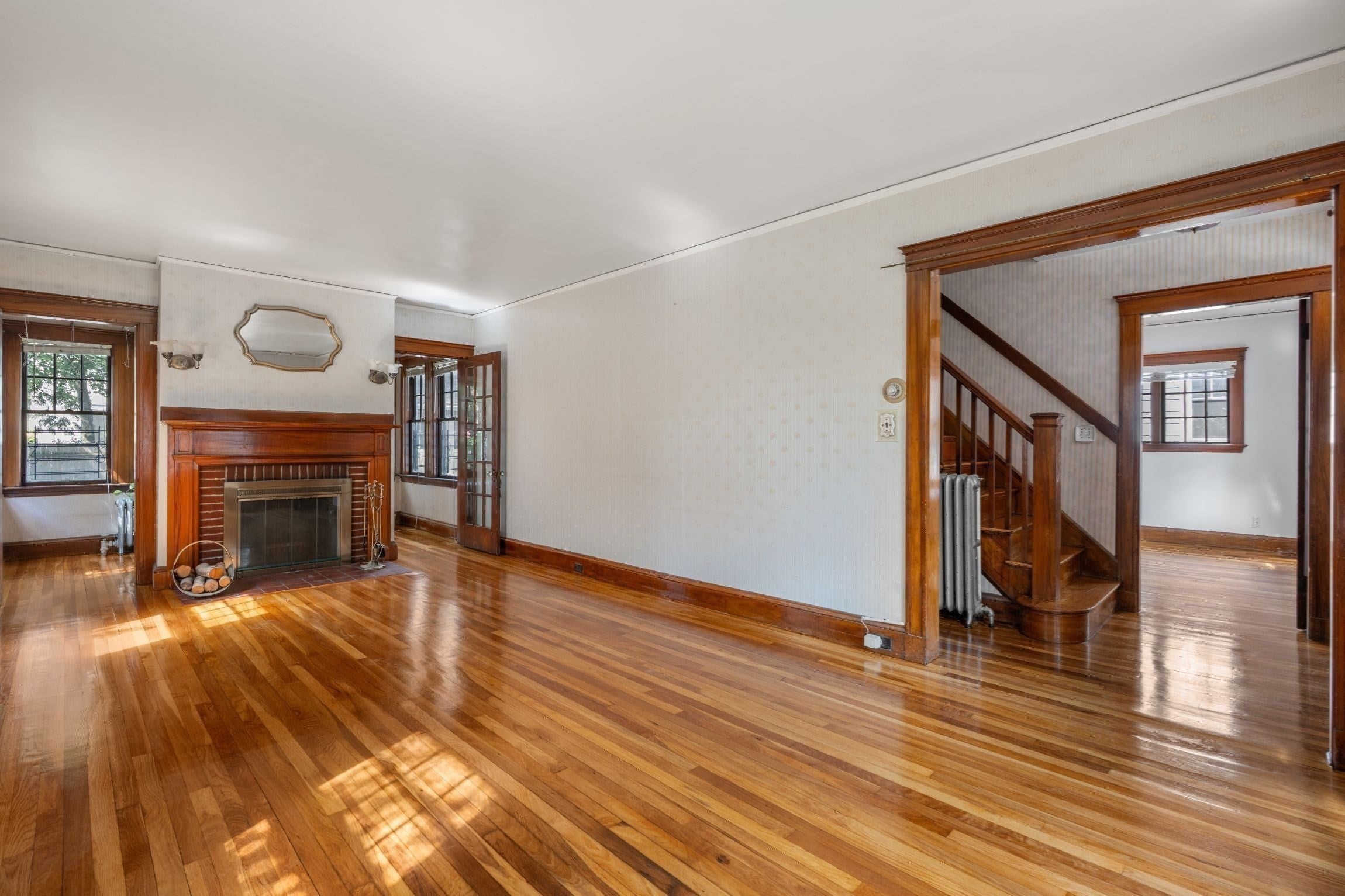52 Prince St