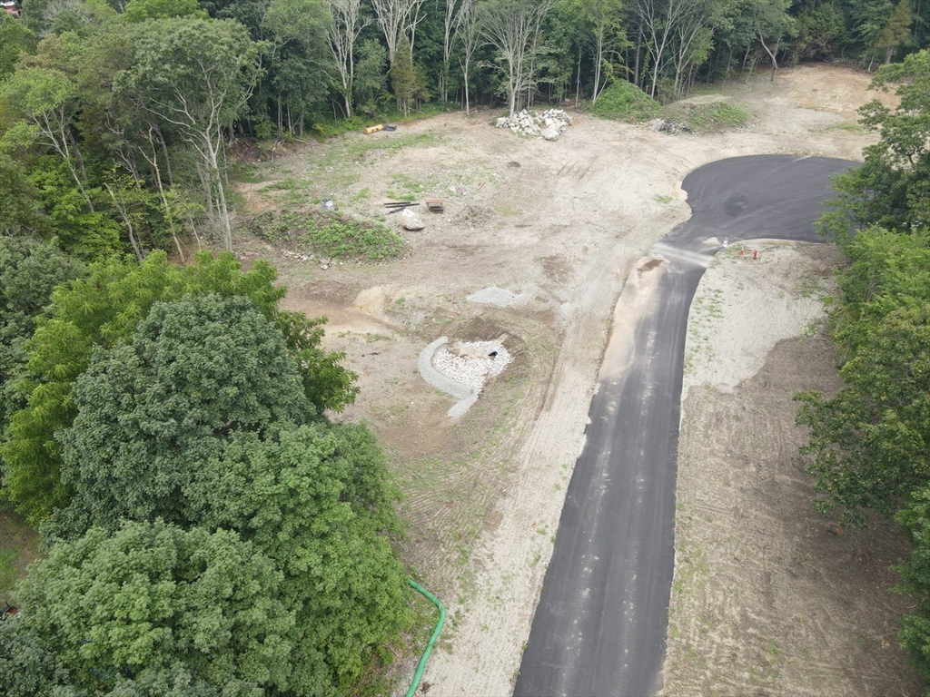 4 Hadley Heights Way