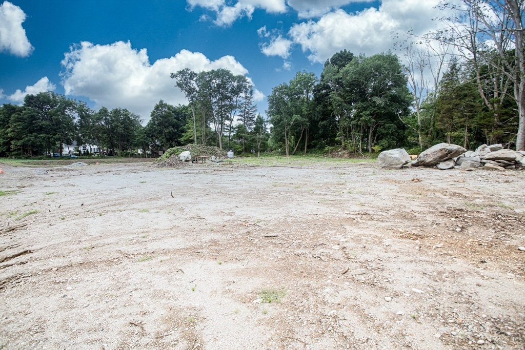 4 Hadley Heights Way