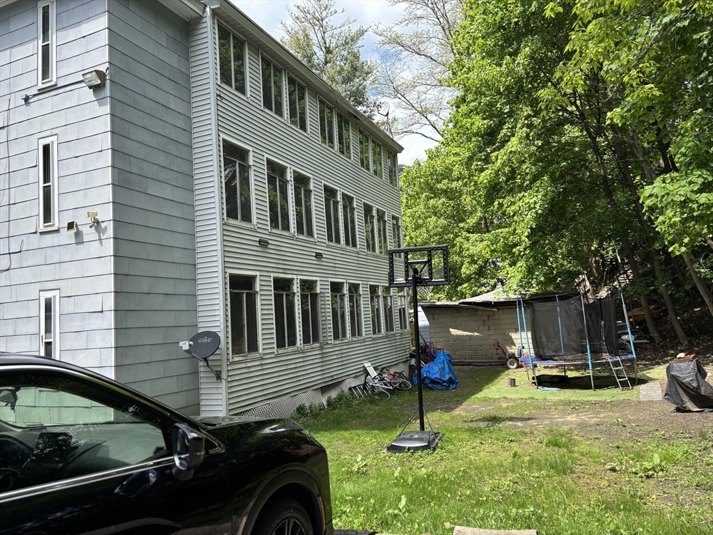 96 Hazel Street