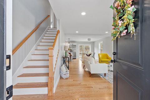 711 Massachusetts Avenue 2 Lunenburg MA 01462