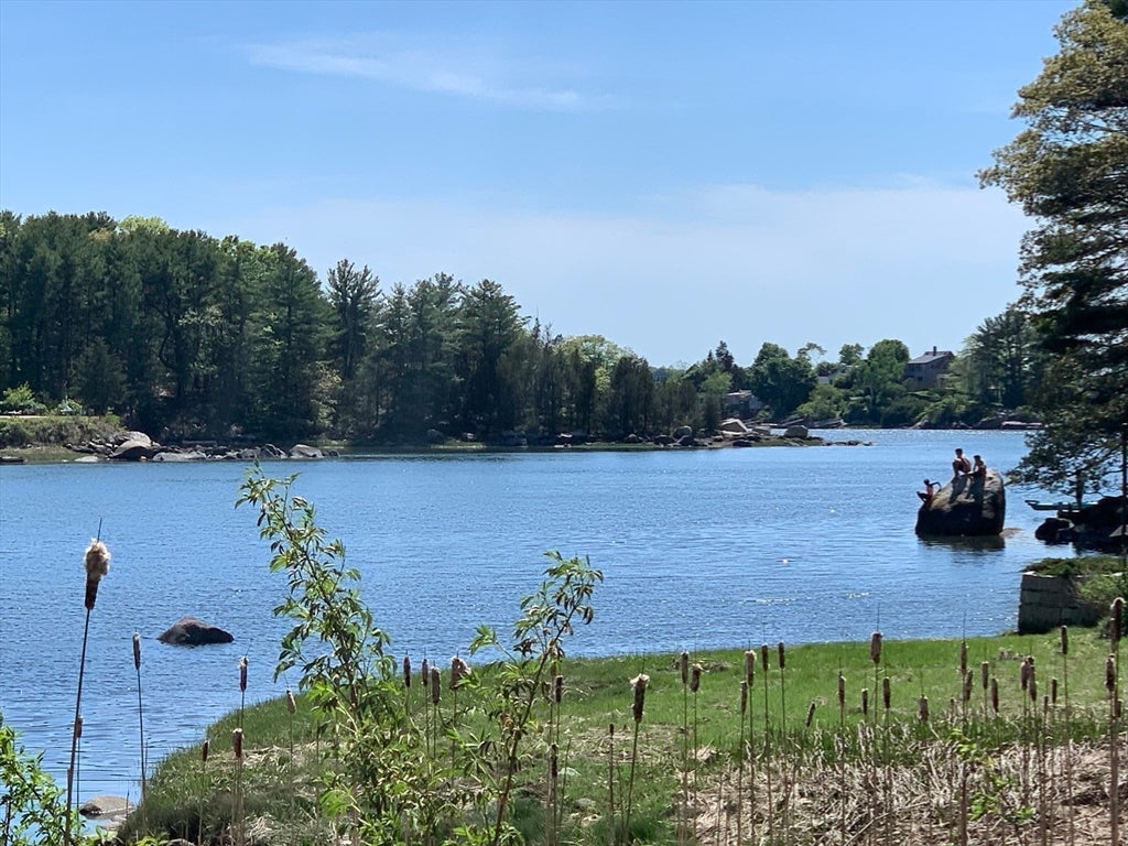 79 Dennison Street, Gloucester, MA Photo #11