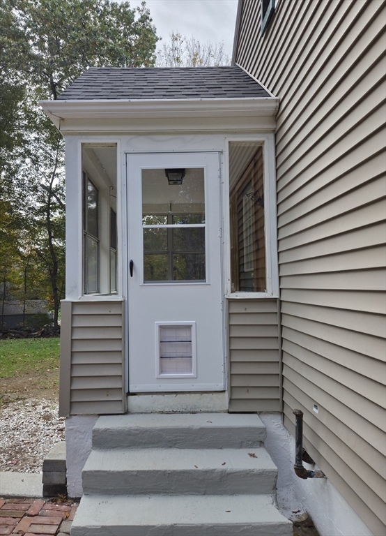 19 Laurelwood Ave