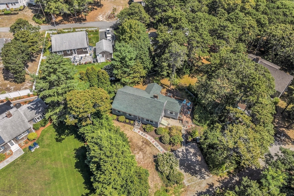 65 Lantern Ln